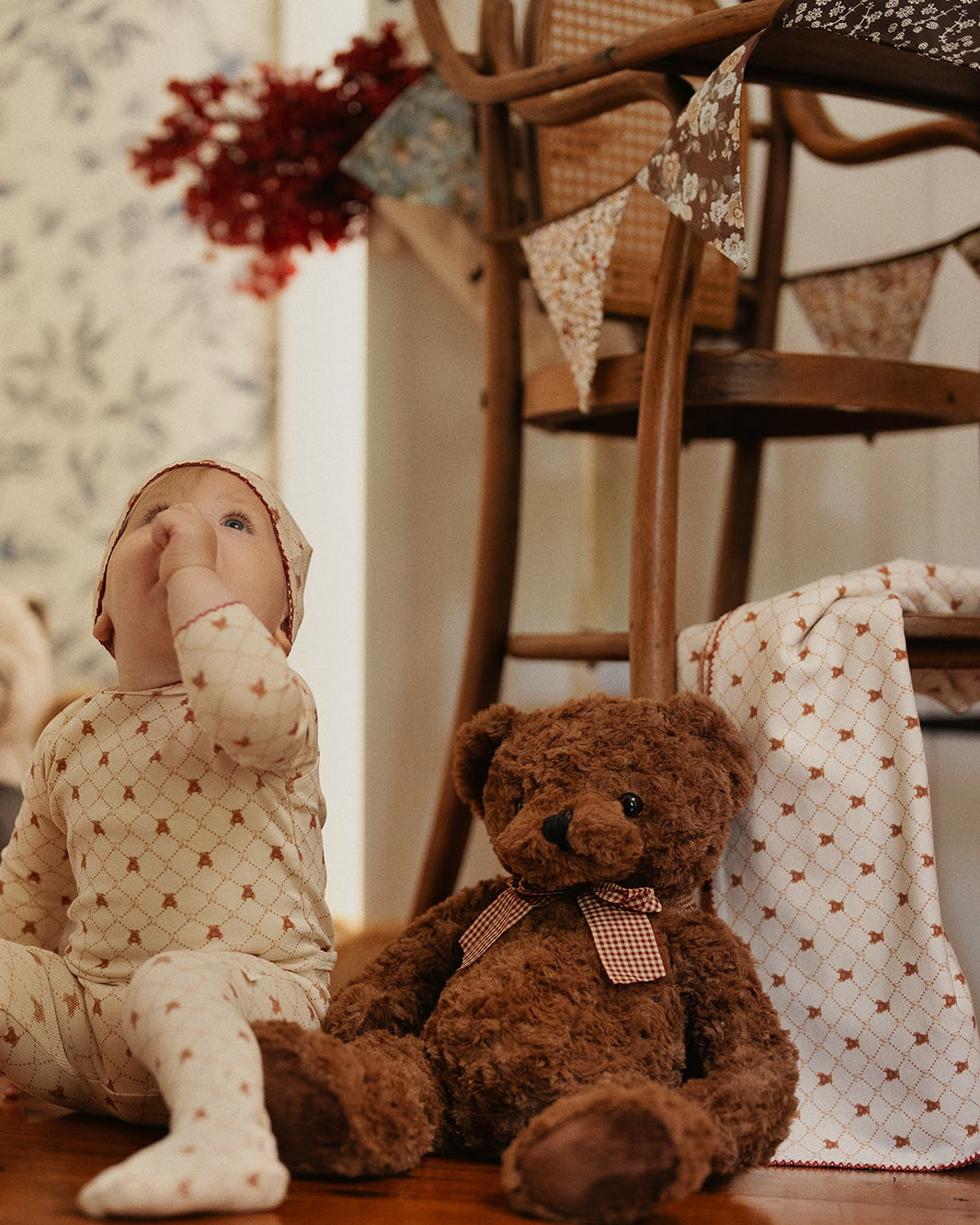 Taupe Girls Red Bow Bear Grid Blanket