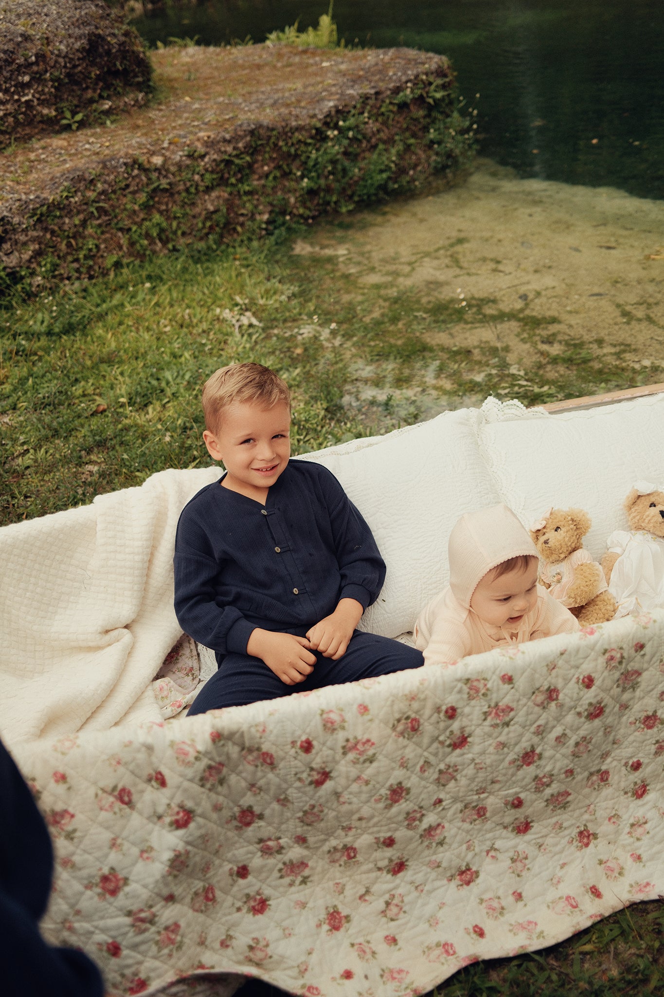 Navy Variegated Ribbed Lounge Set