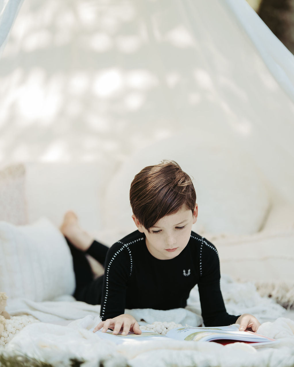 Black Stitched Vine Pajama