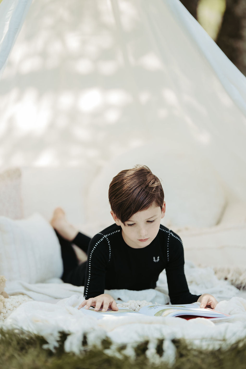 Black Stitched Vine Pajama