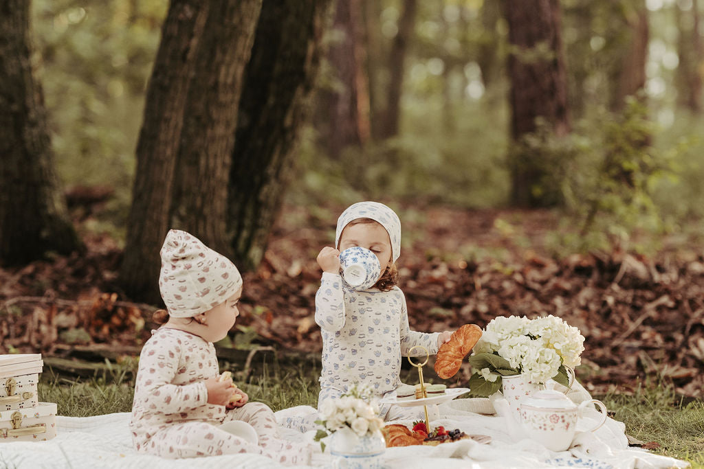 Wine Tea Party Footie