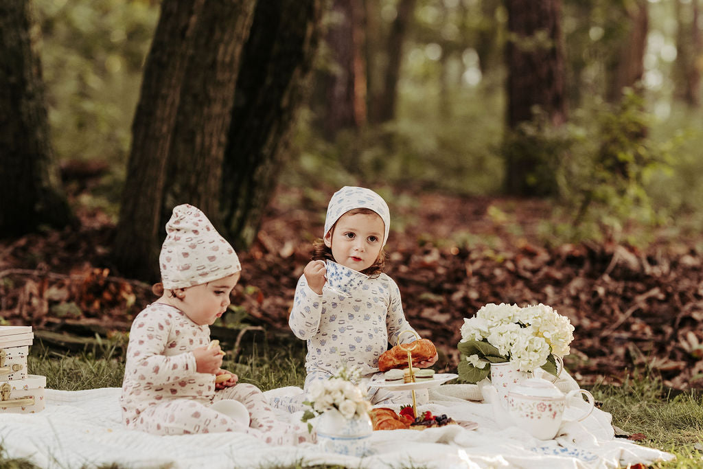 Wine Tea Party Footie